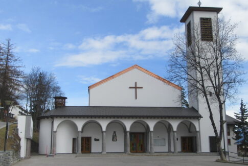 Eglise Montana Station