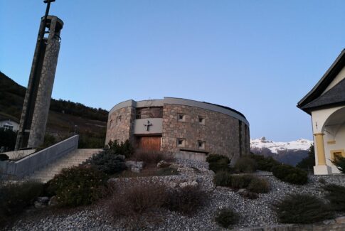 Eglise de Corin